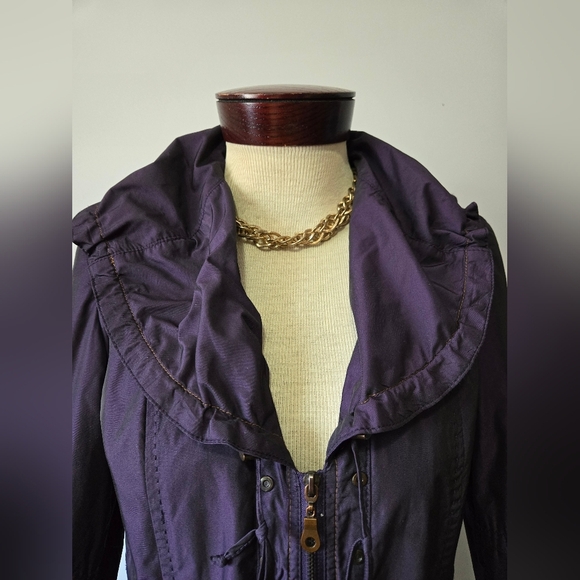 Crisca Purple Oversized Ruffle Neck Jacket. Size 8 - Picture 3 of 14
